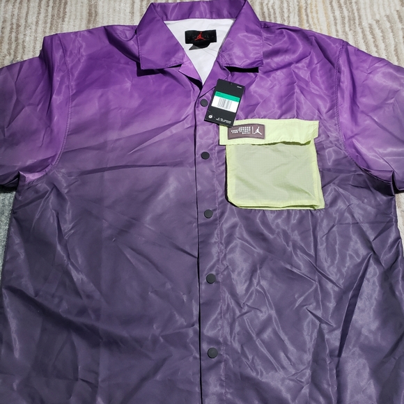 Rare Jordan button up.Sz XL. NWT